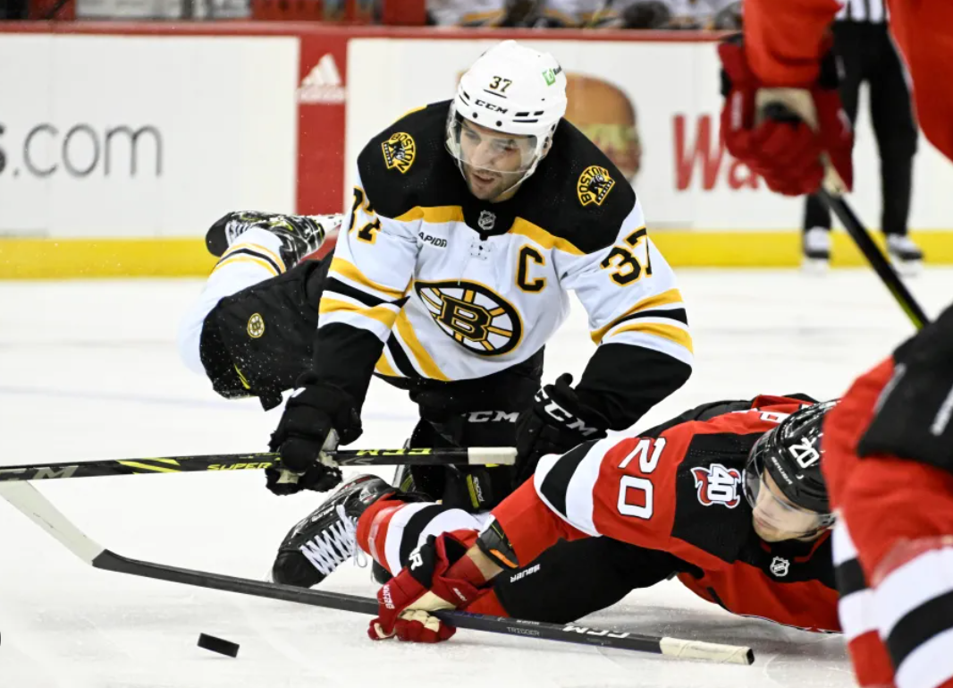 Väsymyksestä voittoon: Boston Bruins voittaa New Jersey Devils 3-0